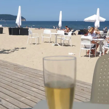 Tennis アパート *